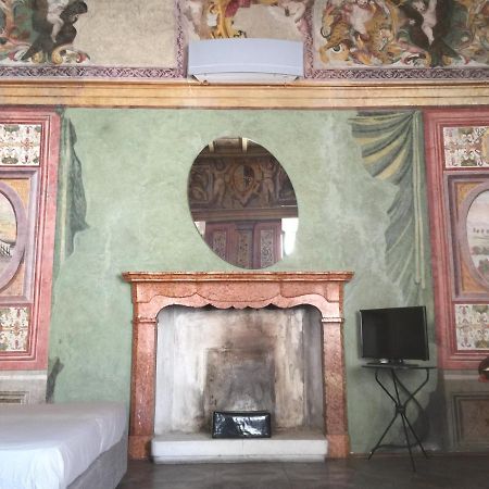 Palazzo Beccagutti Cavriani - Gallery Suite E Frescoes Suite Mantua Buitenkant foto